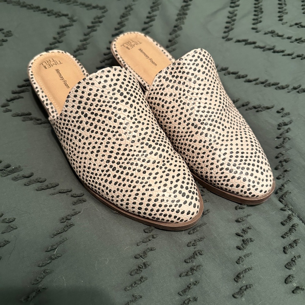 Time and Tru Mules
